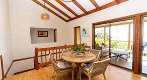 Fourlees Breeze - Ocean Views - Sleeps 11 - Image 5