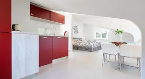 White Stone House - Image 4