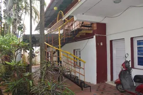 Wood House Home Stay Valparai - Image 5