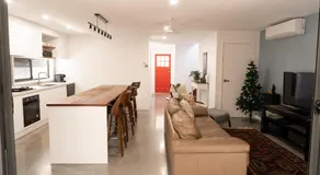 Modern Palm Beach getaway to suit whole family - Image 3