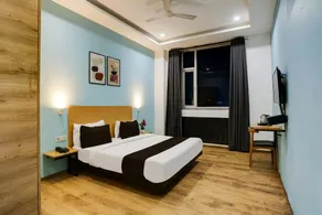 Townhouse Rohini Sector 23 - Image 2