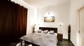 HOTEL SKY HIGH RESIDENCY - Premium Property By SKY Hotels & Homestays - Image 2