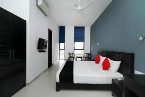 Golden Pier City Hotel - Image 4