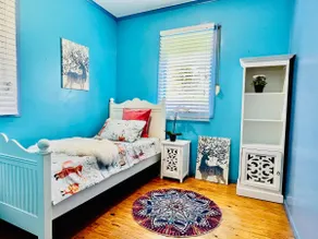 Cozy 5 br home in a central location to everywhere - Image 5