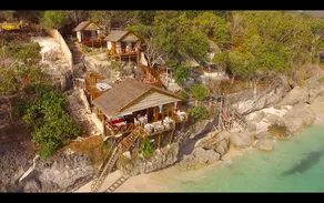 Cosmos Bungalows - Image 3