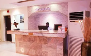 Pearl Gate Hotel - Image 5