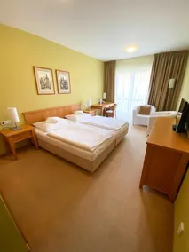 Dolce Villa - Image 2