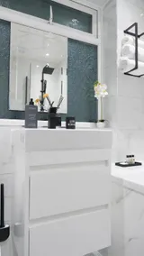 ETIHCITY - 3 Bedroom Semi - Free Parking near Etihad Stadium, Tourist attractions, Manchester City Centre, Transport and Motorway Links next to McDonald's - Sky n Netflix - Image 3
