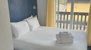 Moorville Hall Hotel - Image 2