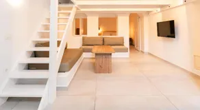 Aluna Suites Santorini - Image 3