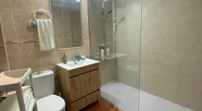 Nonna Beach Apartment Two-Bedroom - Image 2