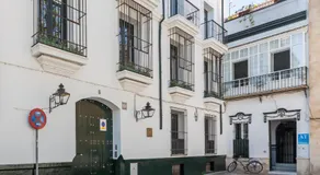 Apartamentos Plaza Pilatos - Image 5