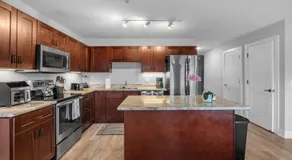 Pristine Birmingham Retreat - Image 3