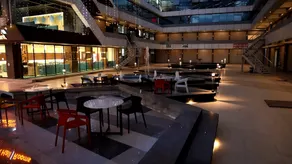 Hotel Royal Bistro - Image 3