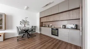 Zenit Sunrise Oasis -Garage, Balcony & Smart TV - Image 2