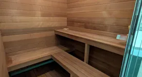 Luxurious large private space with Sauna, Gym and Office - Image 5
