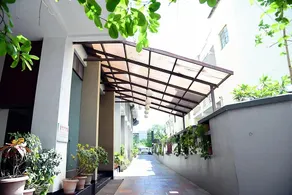 Lotus Hotel - Image 5