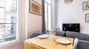 GuestReady - Warm Getaway in Le Marais - Image 3