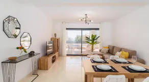 2306 - Brand new apt, walking distance to beach! - Image 2
