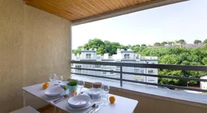 Sereno refugio en barrio residencial - Image 4