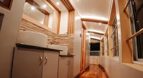 Venice Premium Houseboats Alleppey - Image 5