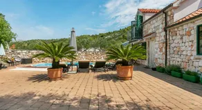 Holiday Home in Marina near Beaches - Image 4