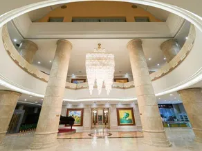 Glory Hotel - Image 2