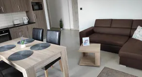 Sweet Home Apartments - Image 2