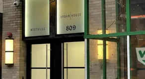 809-2A Gorgeous 1BR New W D Modern Best Location - Image 4