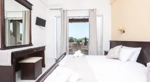 Villa Maria - Image 2