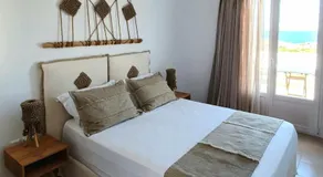 Sarakiniko Rooms - Image 2