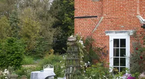 The Old Vicarage Bed And Breakfast - Image 3