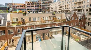 Beautiful 1Bedroom & Den Condo in the Heart of Downtown Toronto - Image 5