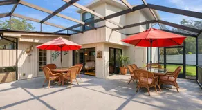 Relaxing Stay Near Beach & SRQ Airport - Image 3