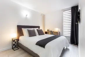 D&E - PARIS-DISNEY - HOLIDAYS APARTMENT - APPARTEMENT DE VACANCES - 5 CHAMBRES- 5 SDB - 5 BEDROOMS - 5 BATHROOMS - Netflix - Image 2