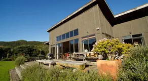 Piha Beachstay Accommodation - Image 4