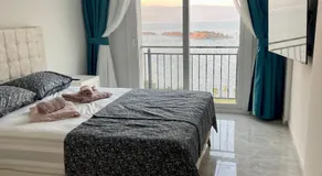 Beach front apartment - Image 2