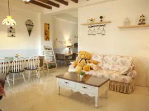 Blue Cotton Candy Guesthouse - Image 3