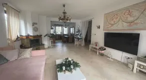 Krásny štýlový dom v Rovinke - Image 2