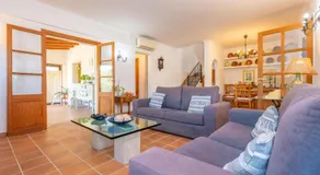 Appartamento totalmente attrezzato con piscina privata, terrazza e barbecue - Image 2