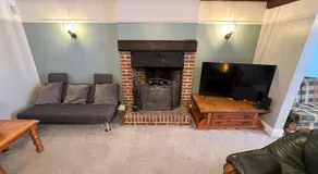 Modern Tudor home, sea views - Image 2