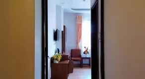 New Hampton Suits-Tam Xuan Centre Hotel - Image 4