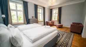 Hotel Schloss Sigrön - Image 2