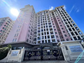 Chateau Towers Apartment - Image 3