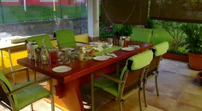 Yellow Dreamhouse - Image 2