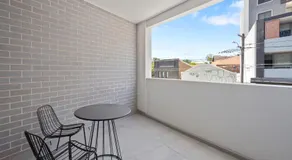 Modern 2BD in Trendy Inner West - Image 3