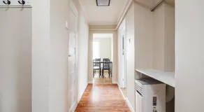 Riviera Residence Apartments - Image 5
