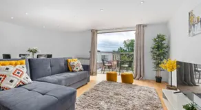 Modern Two Bedrooms Flat in Kingston KT2, London - Image 5