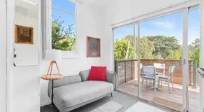 Charming Maning Ave - 2 Bedroom Unit in Sandy Bay - Image 3