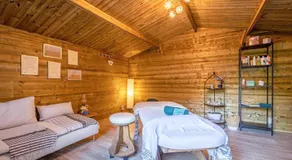 Theislandlife Vakantiehuis met privé jacuzzi en 3 B&B kamers - Image 4